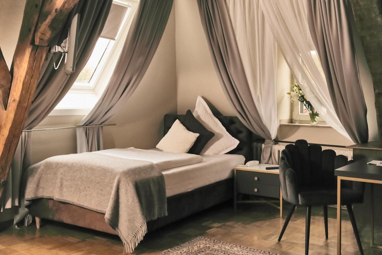 Hotel Van Bebber Ксантен Экстерьер фото